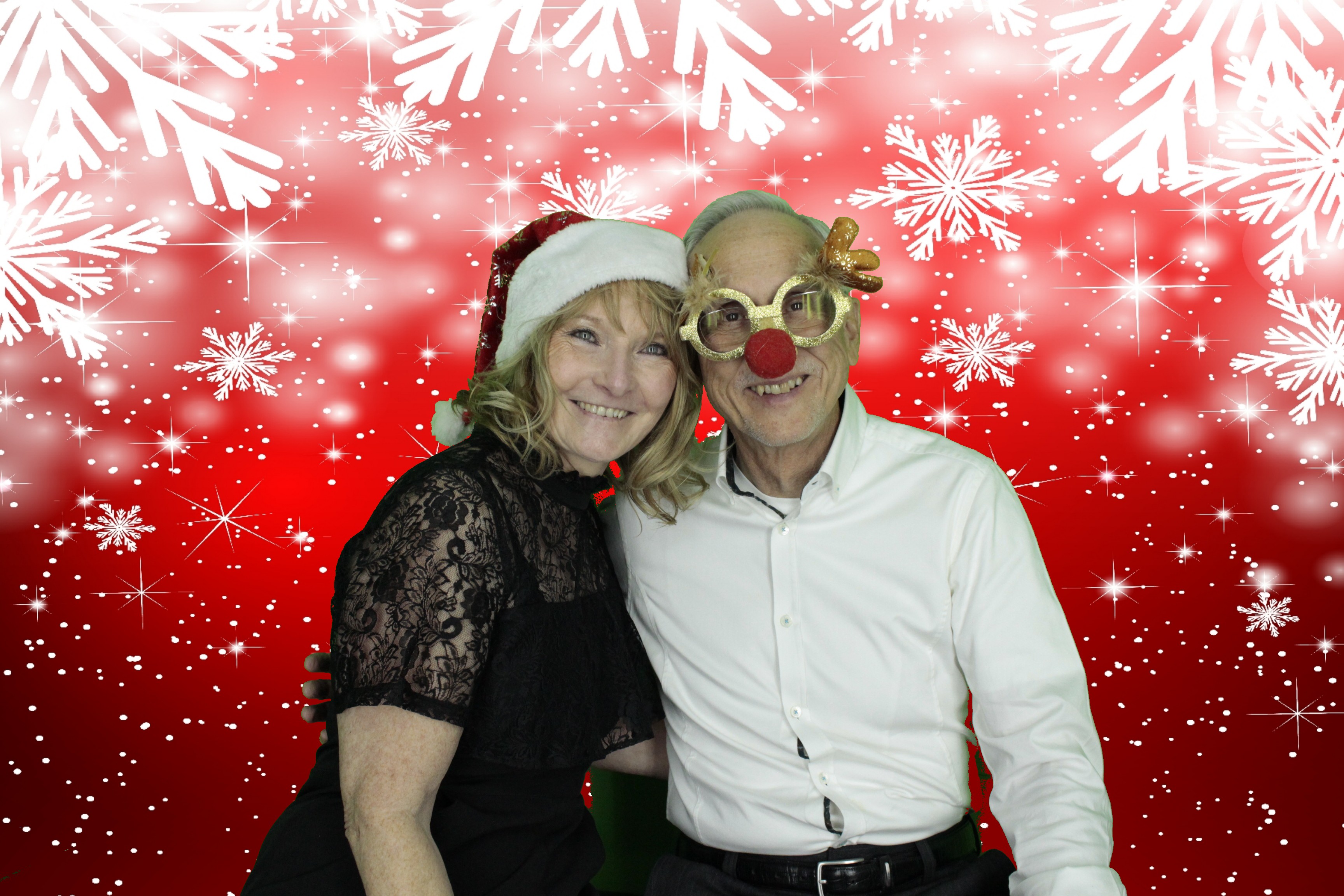 Silvermere Christmas Party | View more photos from the event at gallery.myphotoboothexperience.co.uk/u/MyPhotoBoothExperienceLtd/Silvermere-Christmas-Party-2
